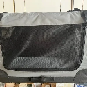 Trasportino portatile e pieghevole